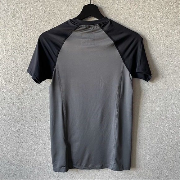 ASOS 4505 Grey & Black Workout Top - Picture 5 of 6